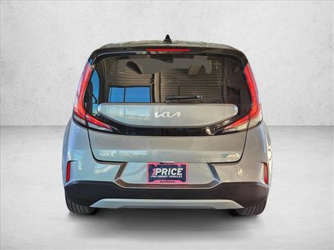 Used 2023 Kia Soul EX image 7
