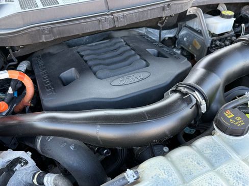 Used 2022 Ford F150 Lariat w/ Equipment Group 502A High image 42