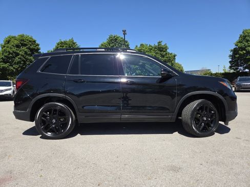Certified 2024 Honda Passport Black Edition image 27