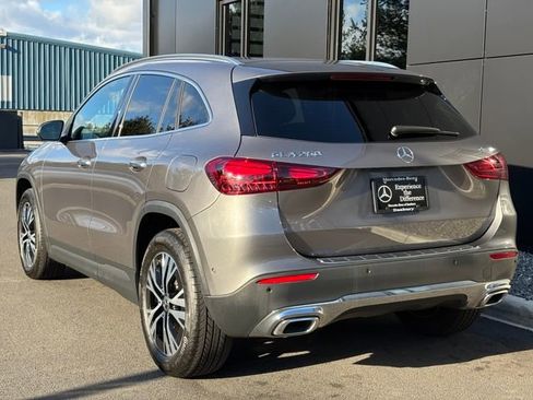 Used 2025 Mercedes-Benz GLA 250 4MATIC image 3