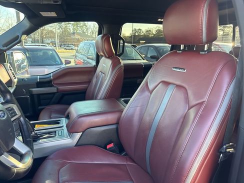Used 2018 Ford F150 Platinum w/ Equipment Group 701A Luxury image 16