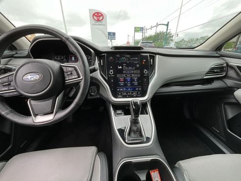 Used 2023 Subaru Outback Limited AWD/4WD image 9