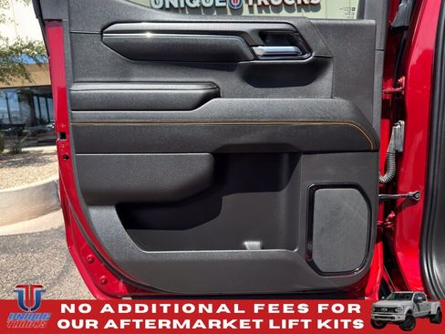 Used 2024 GMC Sierra 1500 AT4 w/ Technology Package AWD/4WD image 23