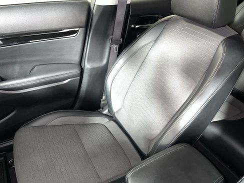 Used 2023 Kia Seltos S w/ Navigation Package image 26