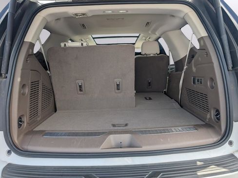 Used 2021 GMC Yukon Denali image 34