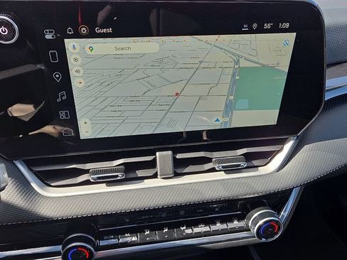 New 2026 Chevrolet Equinox LT w/ Convenience Package II image 11