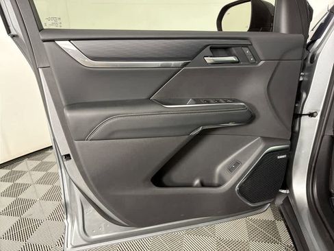 New 2026 GMC Acadia Elevation image 15