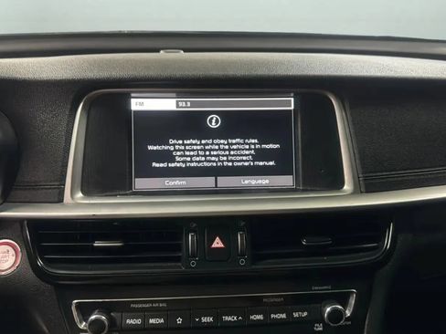 Used 2019 Kia Optima S w/ S Panoramic Sunroof Package FWD image 13