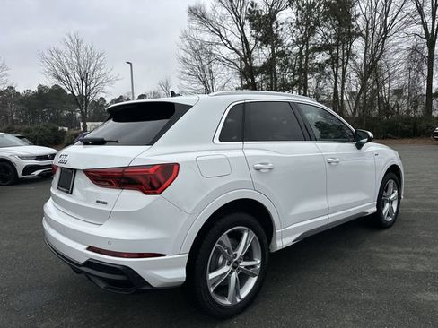 Used 2021 Audi Q3 2.0T Premium w/ Convenience Package image 5