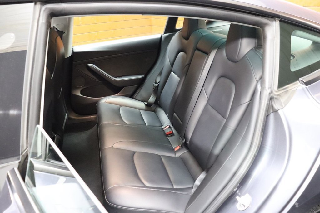 Used 2023 Tesla Model 3 Standard Range RWD image 27