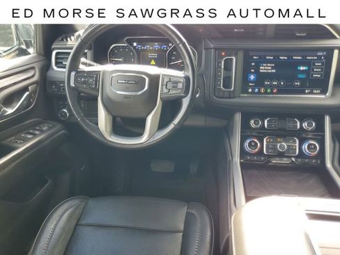 Used 2021 GMC Yukon Denali w/ LPO, Illumination Package image 16