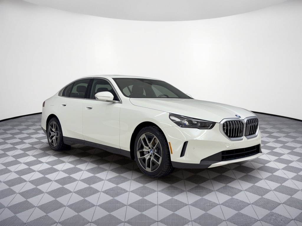 Certified 2024 BMW i5 eDrive40i w/ Premium Package RWD image 7