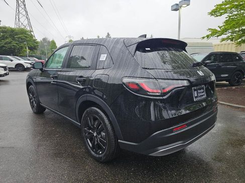 New 2027 Honda HR-V Sport image 5