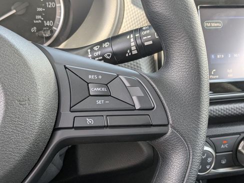 New 2025 Nissan Kicks Play S FWD image 17