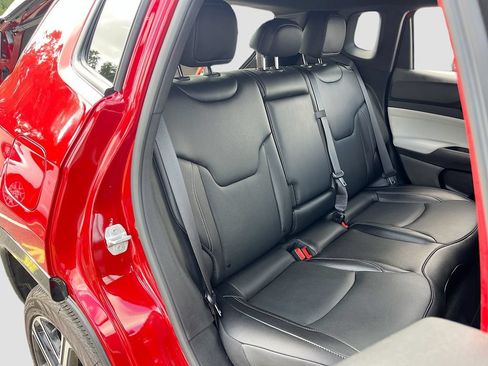 Certified 2025 Jeep Compass Limited w/ Elite Group AWD/4WD image 26