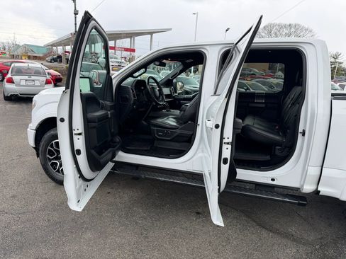 Used 2018 Ford F150 XLT w/ Equipment Group 302A Luxury image 17