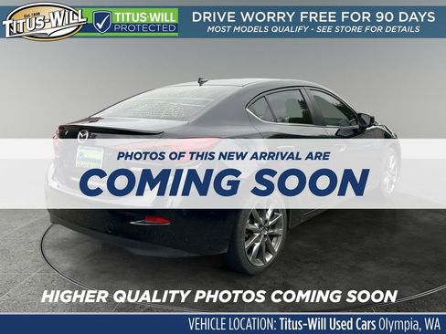 Used 2018 MAZDA MAZDA3 Touring FWD image 4