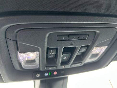 Used 2021 GMC Sierra 1500 AT4 w/ AT4 Value Package image 23