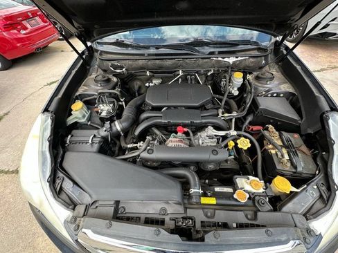 Used 2010 Subaru Outback 2.5i Premium AWD/4WD image 26