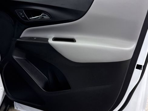 Used 2024 Chevrolet Equinox LT w/ Driver Convenience Package image 20