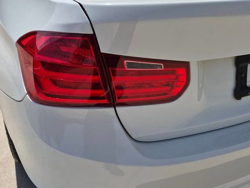 Used 2015 BMW 320i Sedan RWD image 20