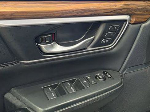 Used 2017 Honda CR-V EX-L image 12