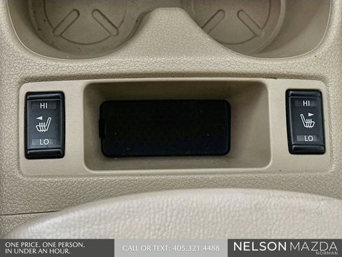 Used 2016 Nissan Rogue SL w/ SL Premium Package FWD image 23