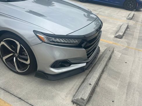 Used 2022 Honda Accord Sport image 9