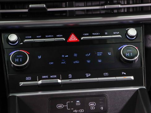 Used 2024 Hyundai Santa Fe SEL image 20