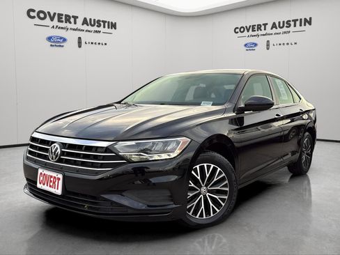 Used 2019 Volkswagen Jetta SE image 1