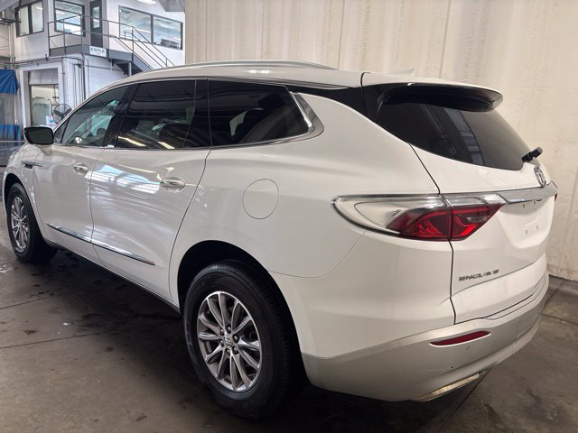 Used 2023 Buick Enclave Essence FWD image 6