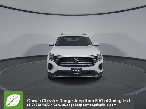 Used 2025 Volkswagen Atlas SE image 5