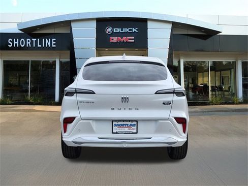 New 2025 Buick Envista Avenir image 4