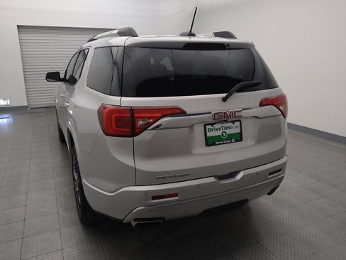 Used 2017 GMC Acadia Denali image 6