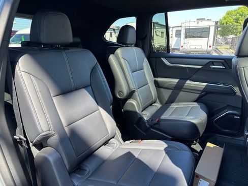 New 2026 GMC Acadia Elevation w/ Elevation Premium Package FWD image 40
