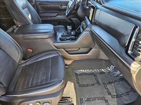 Used 2024 GMC Sierra 1500 AT4X image 19