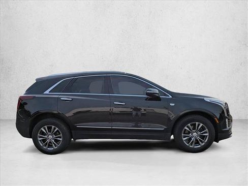 Used 2021 Cadillac XT5 Premium Luxury w/ LPO, Premium Carpet Package AWD/4WD image 4