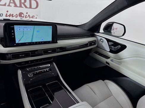 New 2026 Lincoln Aviator Black Label image 25