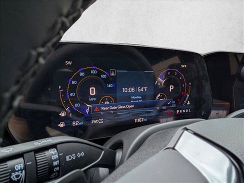 Used 2025 Chevrolet Tahoe Premier image 11