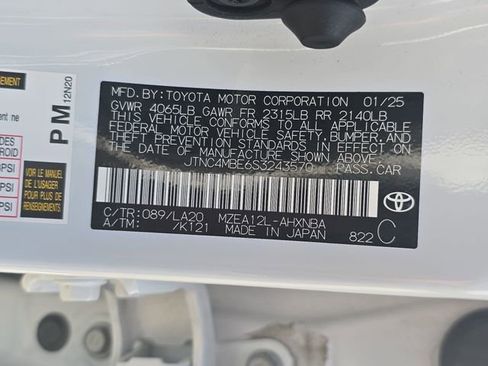 Certified 2025 Toyota Corolla XSE image 35