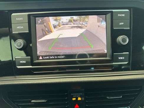 Certified 2024 Volkswagen Jetta Sport FWD image 16
