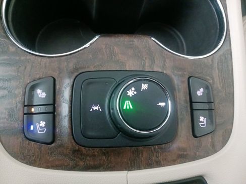 Used 2021 GMC Acadia Denali w/ Denali Technology Package image 25