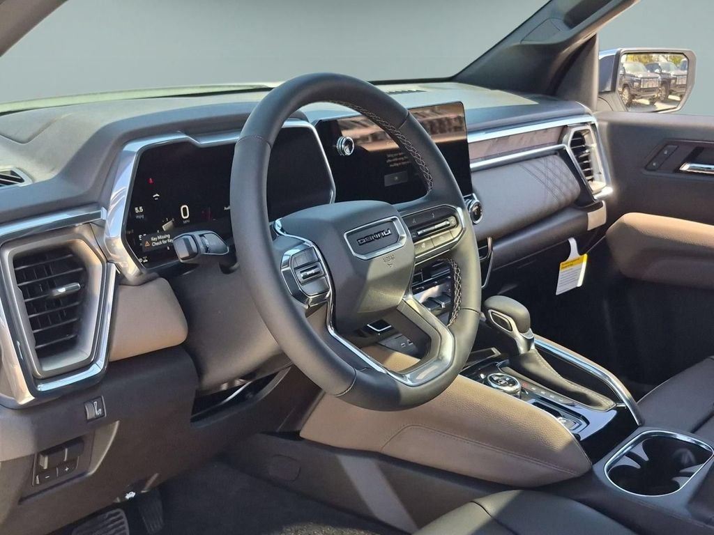 New 2026 GMC Canyon Denali AWD/4WD image 9