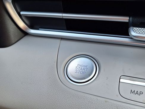 New 2026 Hyundai Elantra Limited FWD image 19