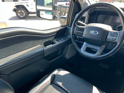 Used 2024 Ford F350 Lariat w/ Black Appearance Package AWD/4WD image 12