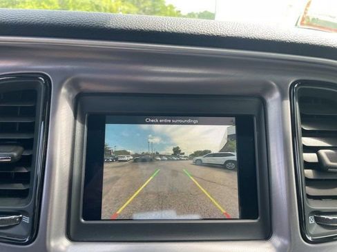 Used 2022 Dodge Challenger GT image 18