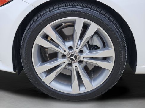 Certified 2020 Mercedes-Benz C 300 Sedan image 32