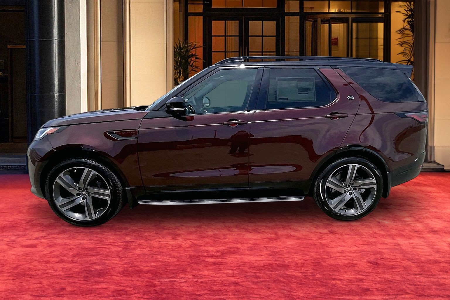 New 2026 Land Rover Discovery Limited Edition AWD/4WD image 2