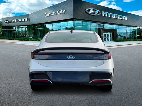 New 2026 Hyundai Sonata SEL AWD/4WD image 6