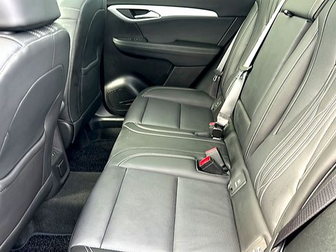 New 2026 Buick Envision Avenir AWD/4WD image 16